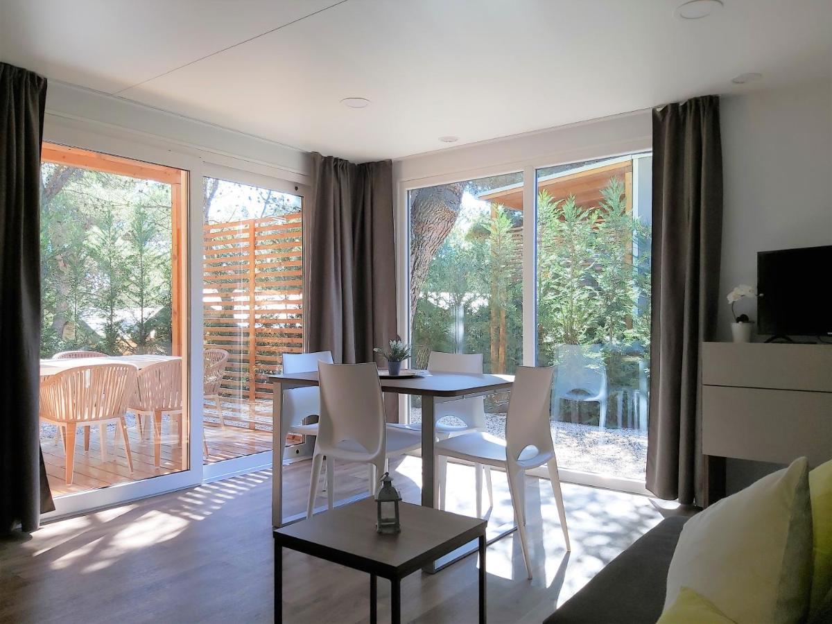 Family Two-Bedroom Mobile Home Terrace