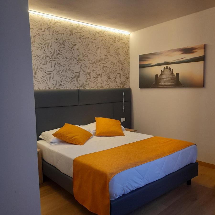 Standard Double or Twin Room,1252190470:JPEG