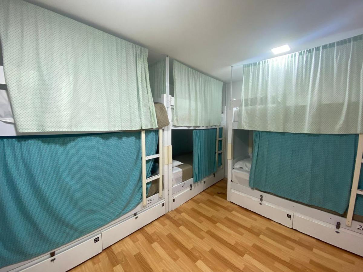 Cama Individual em Dormitório Masculino