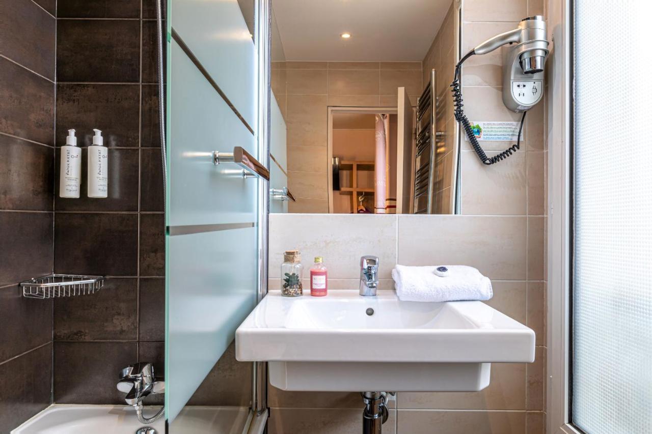 Two Adjacent Classic Double Rooms