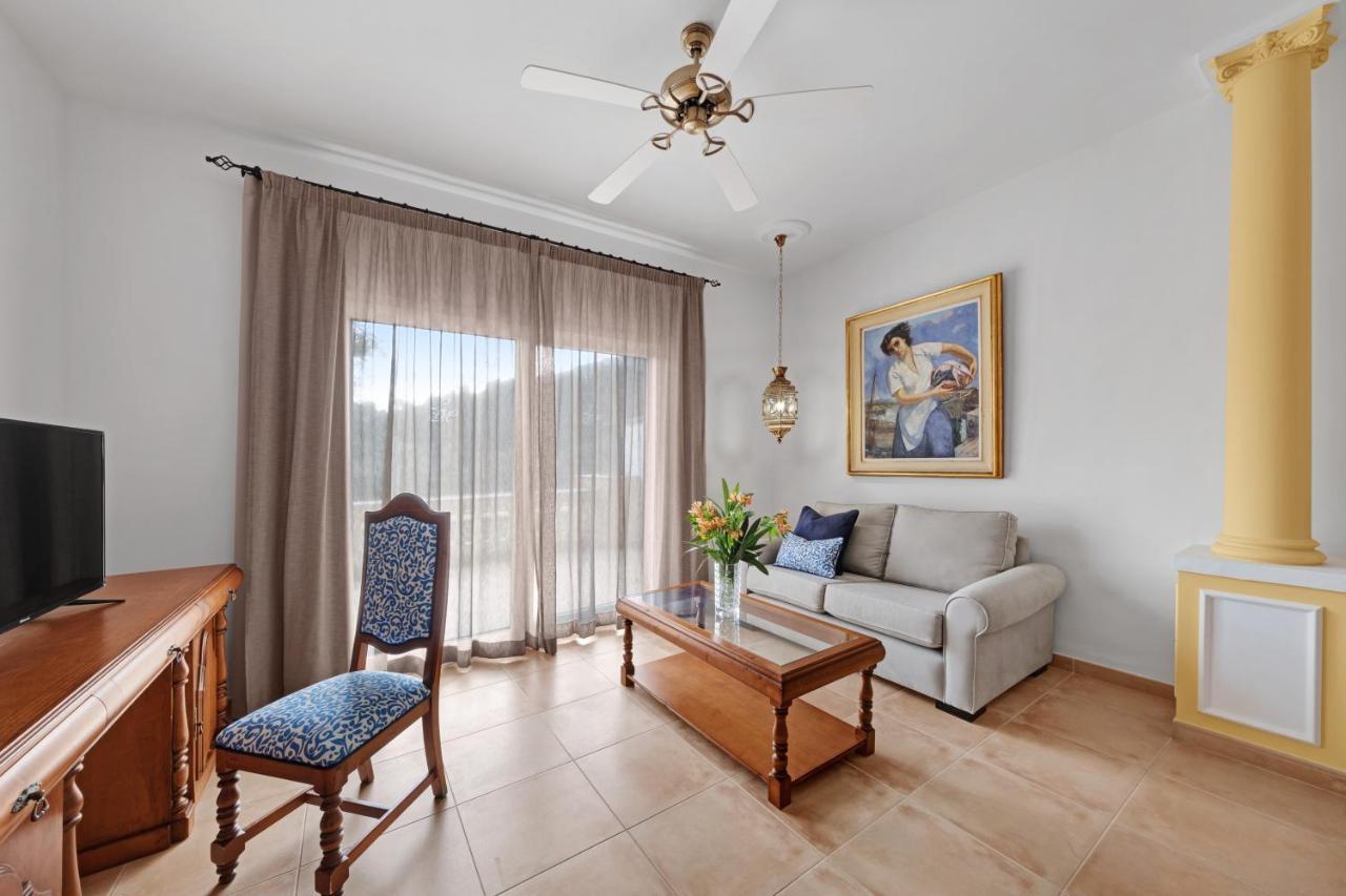 Suite Terrace Mountain View
