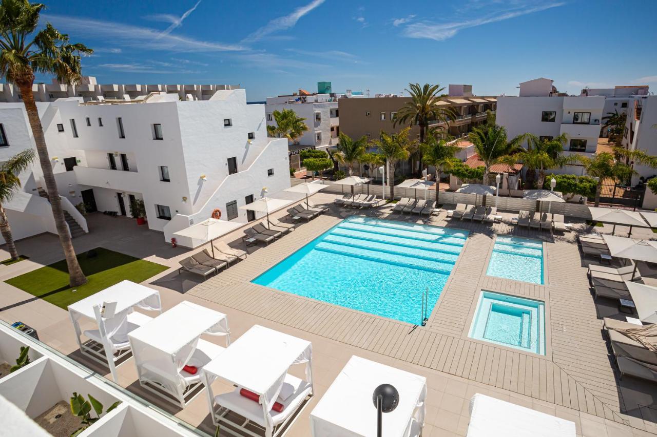 Luxury Suite Pool View