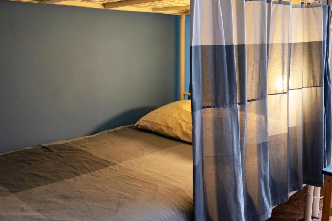 Mixed Dormitory Room