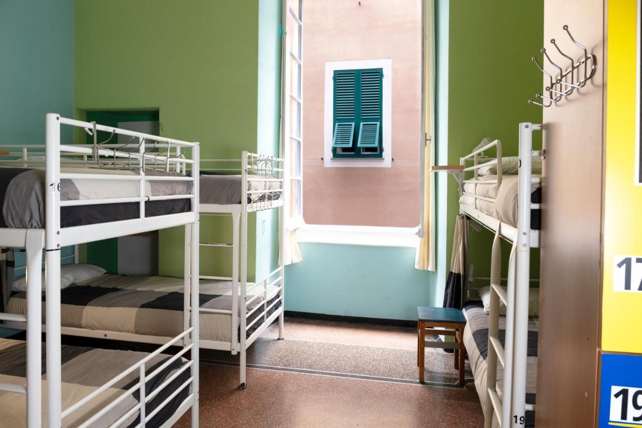 8-Bed Mixed Dormitory Room