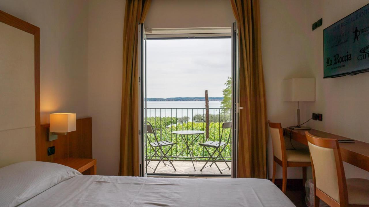 Superior Double or Twin Room Balcony Lake View