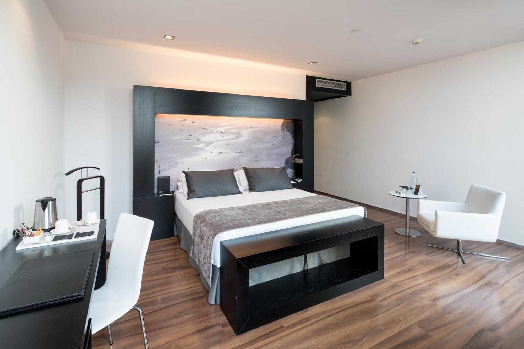 Quarto Duplo Deluxe com Terraço e Piscina Privativa