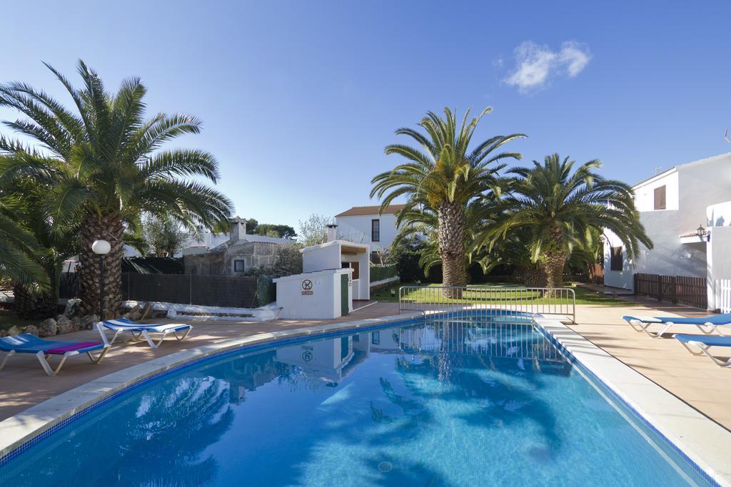 Apartamento con vistas a la piscina