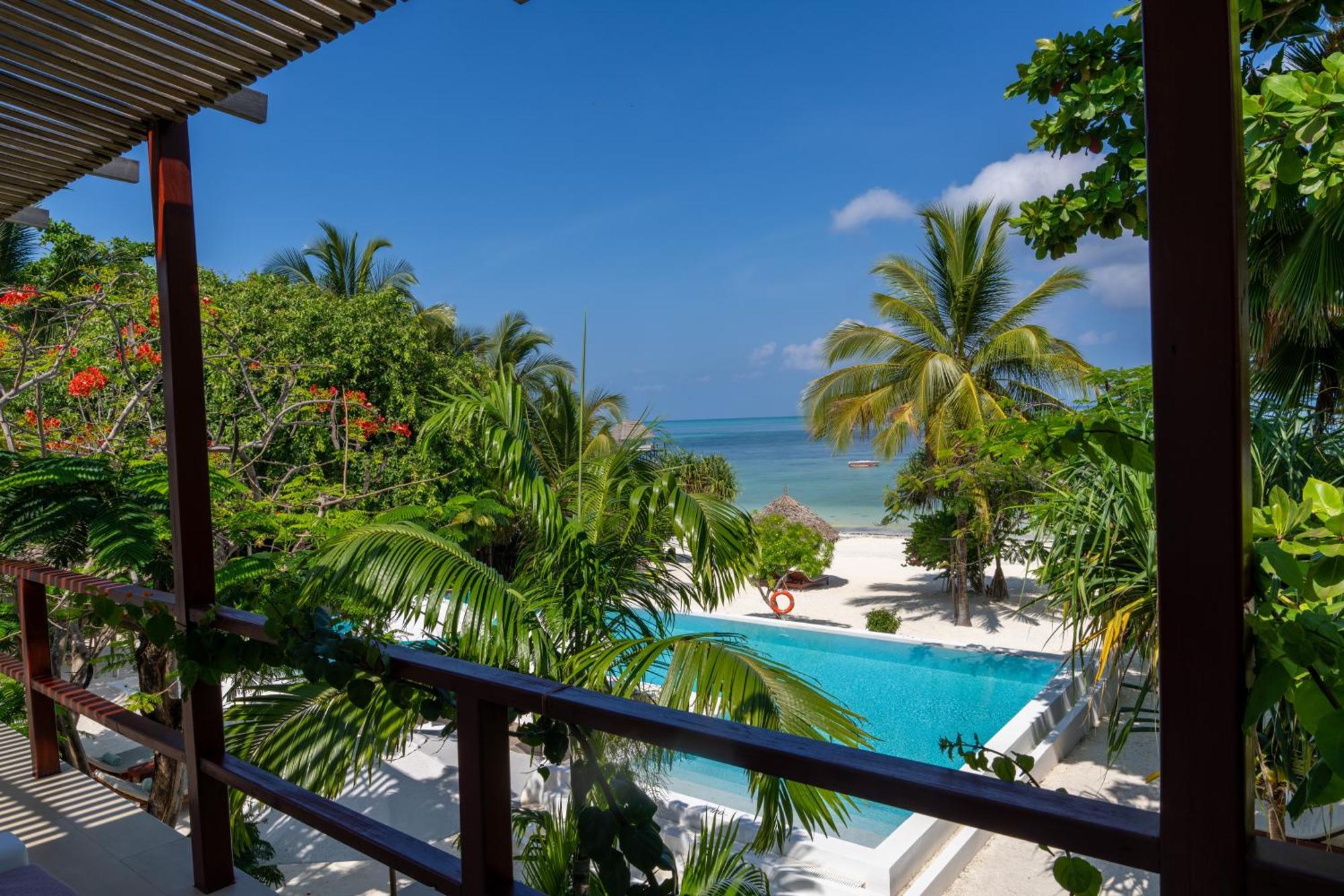 Loft Beach Front Balcony