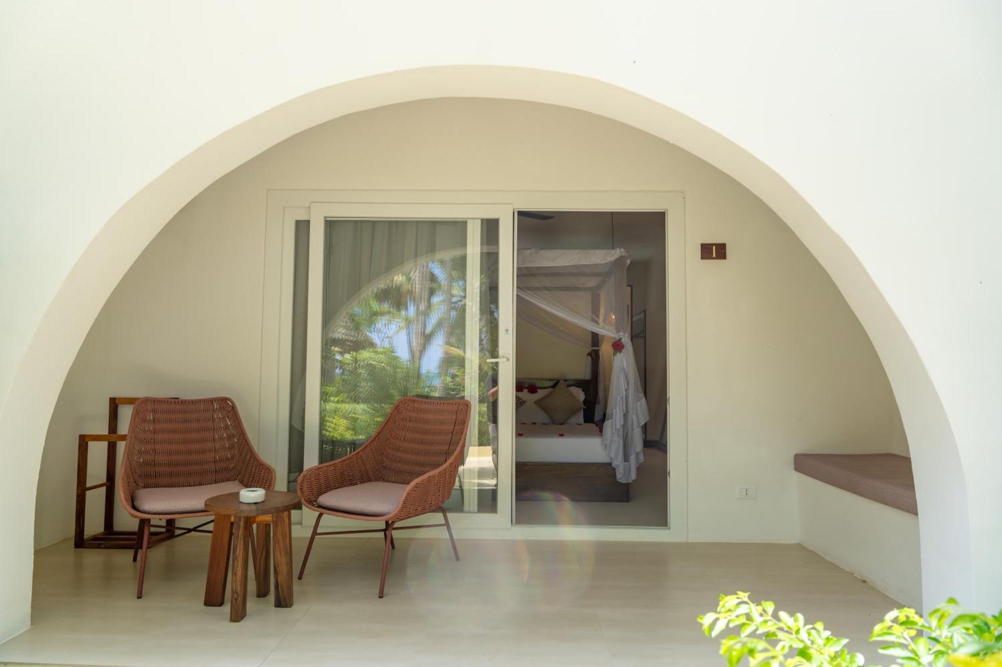 Garden Beach Front Double Room