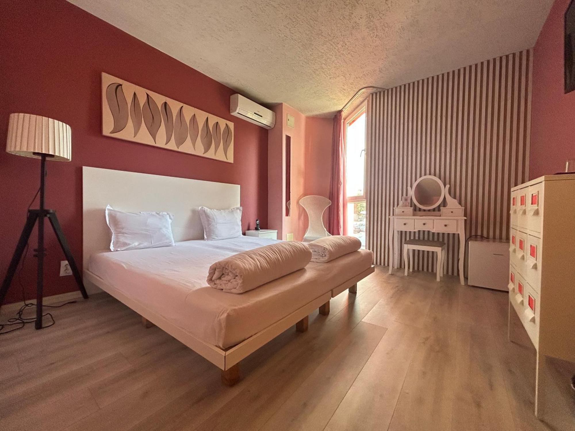 Economy Twin Room