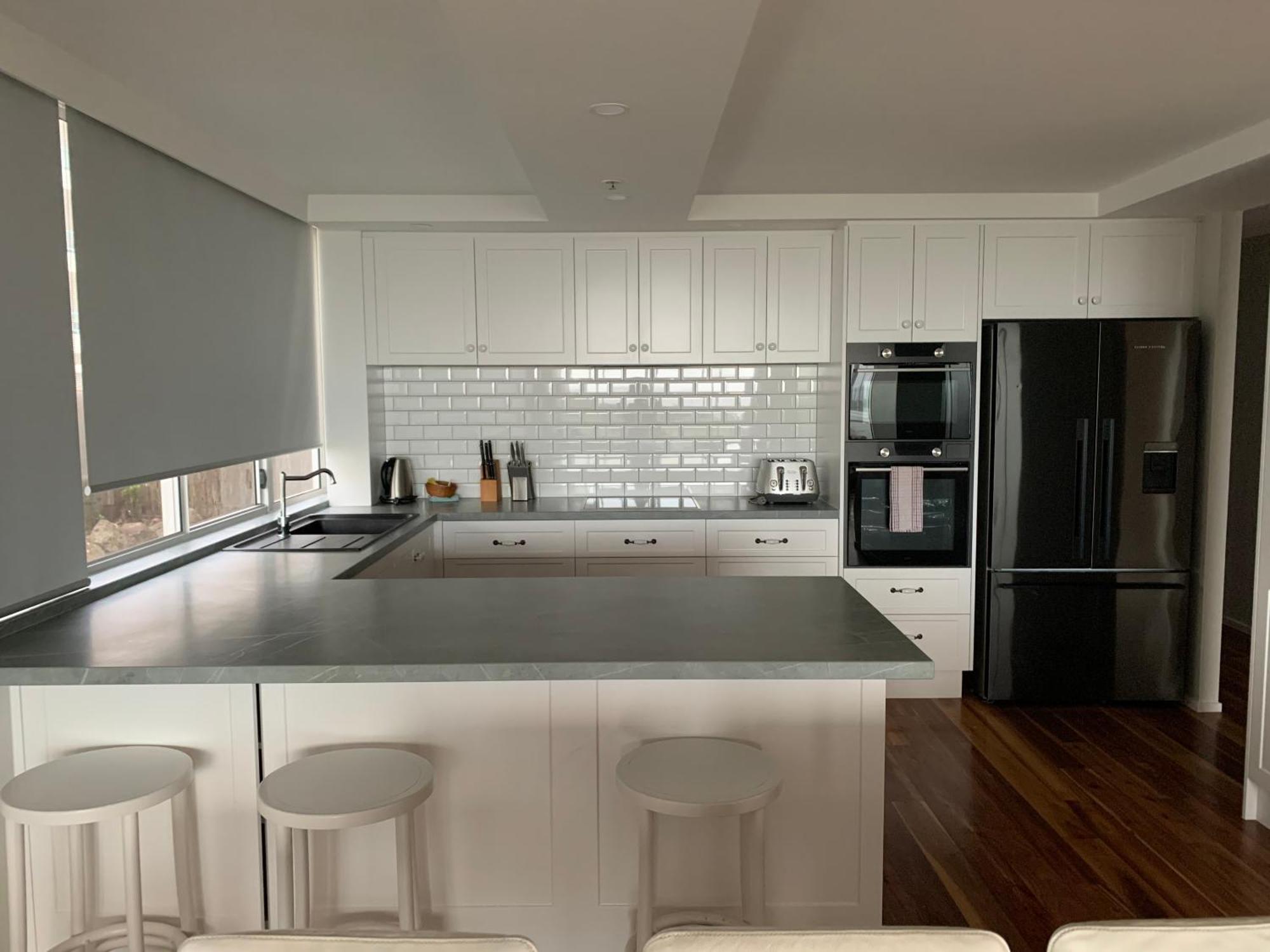 Deluxe Three-Bedroom Apartment