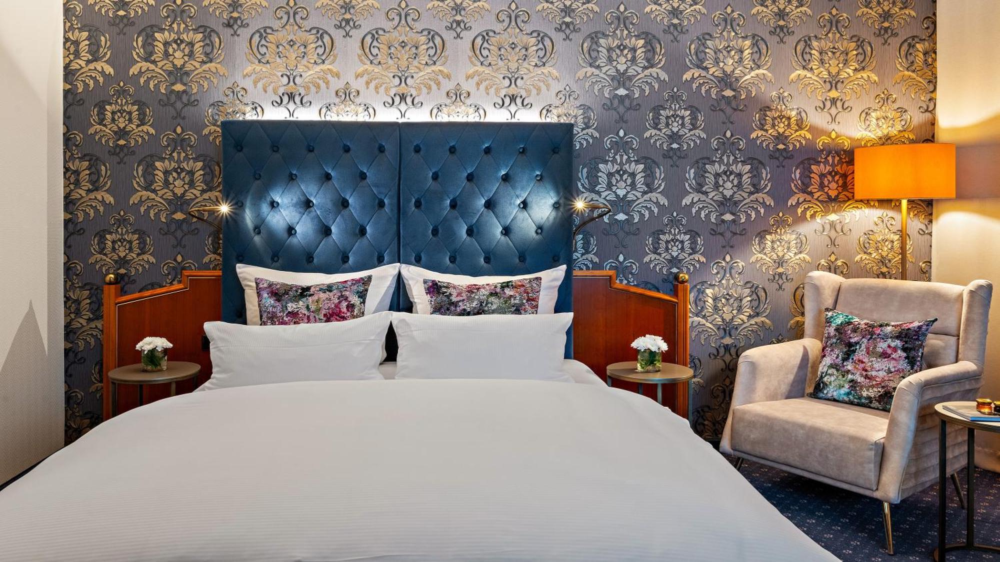 Standard ( Single or Double Room )
