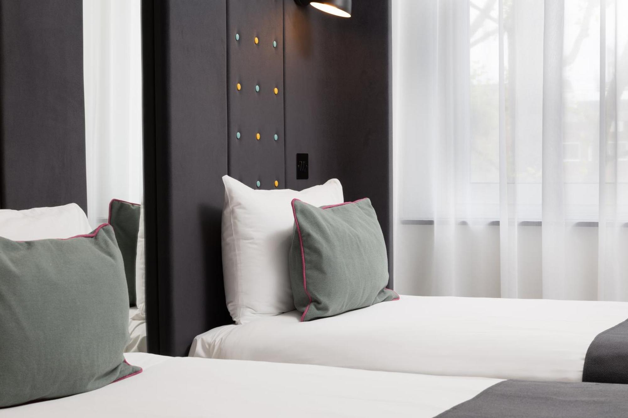 Cosy Twin Room Window