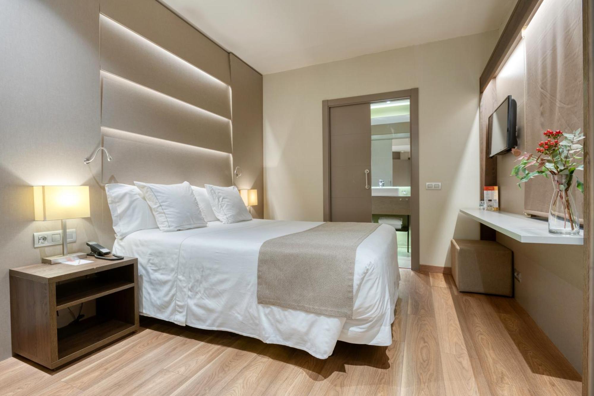Quarto Duplo Básico