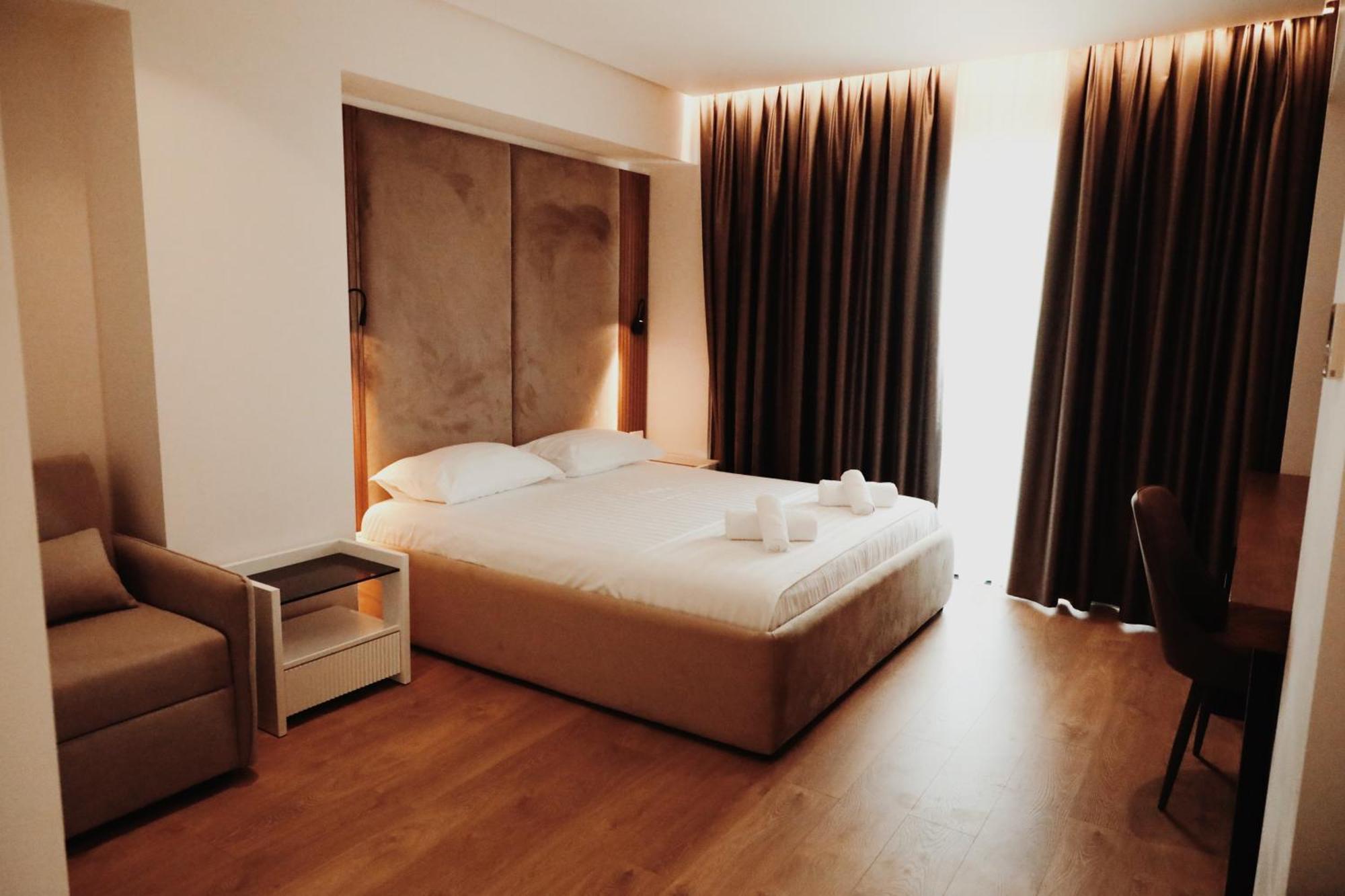 Deluxe Triple Room Sea View