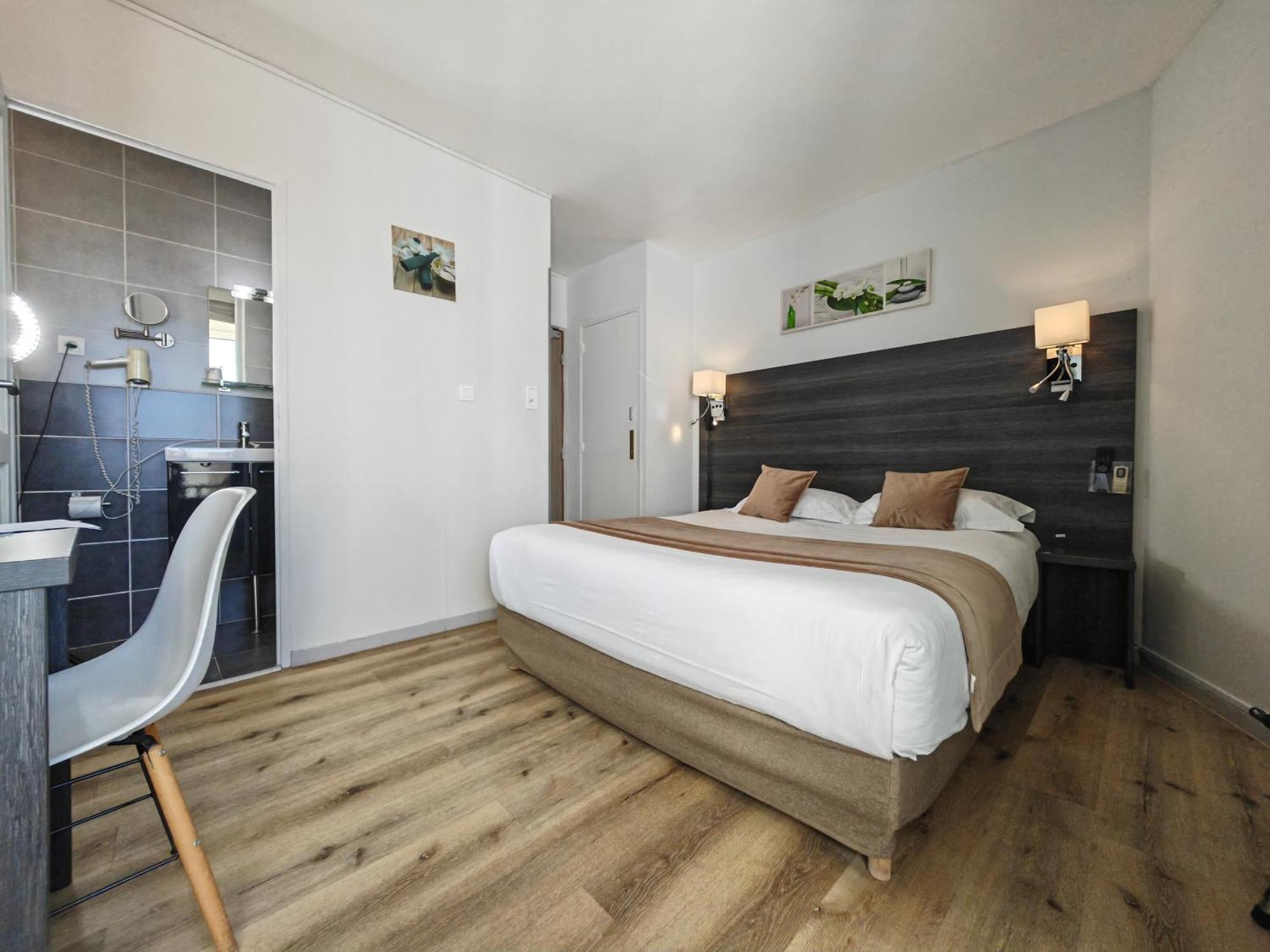 Comfort Double or Twin Room Air-Conditioning