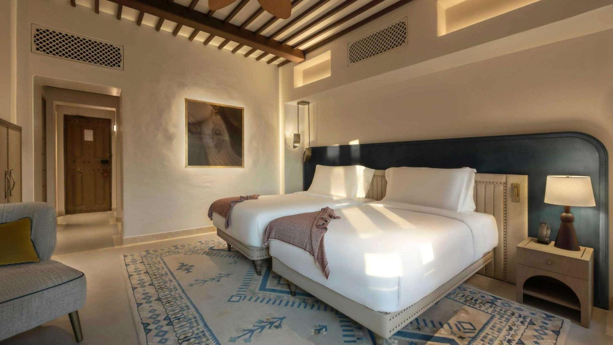 Quarto com 2 Camas de Solteiro, Terraço e Vista do Jardim