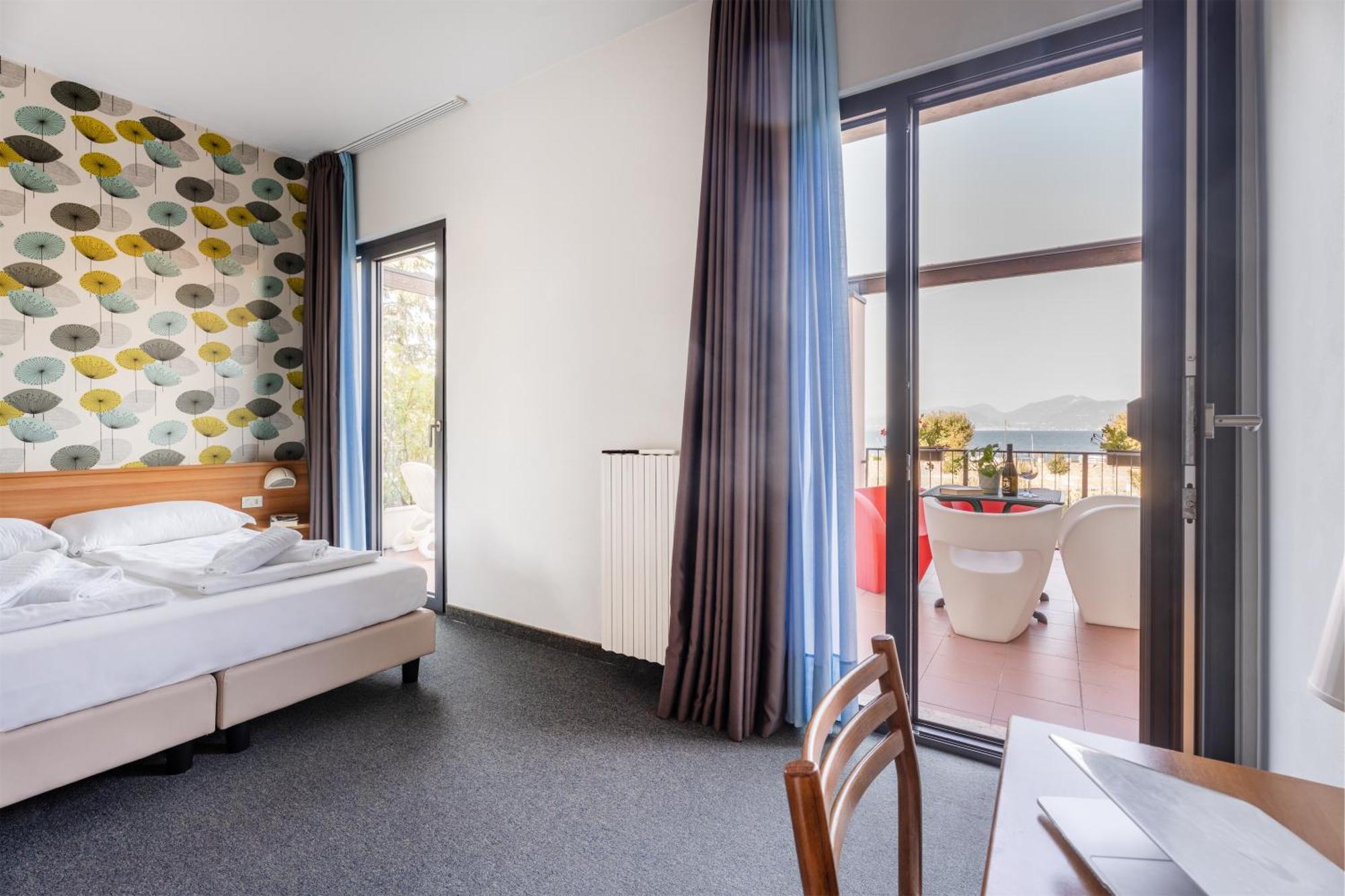 Double or Twin Room Terrace