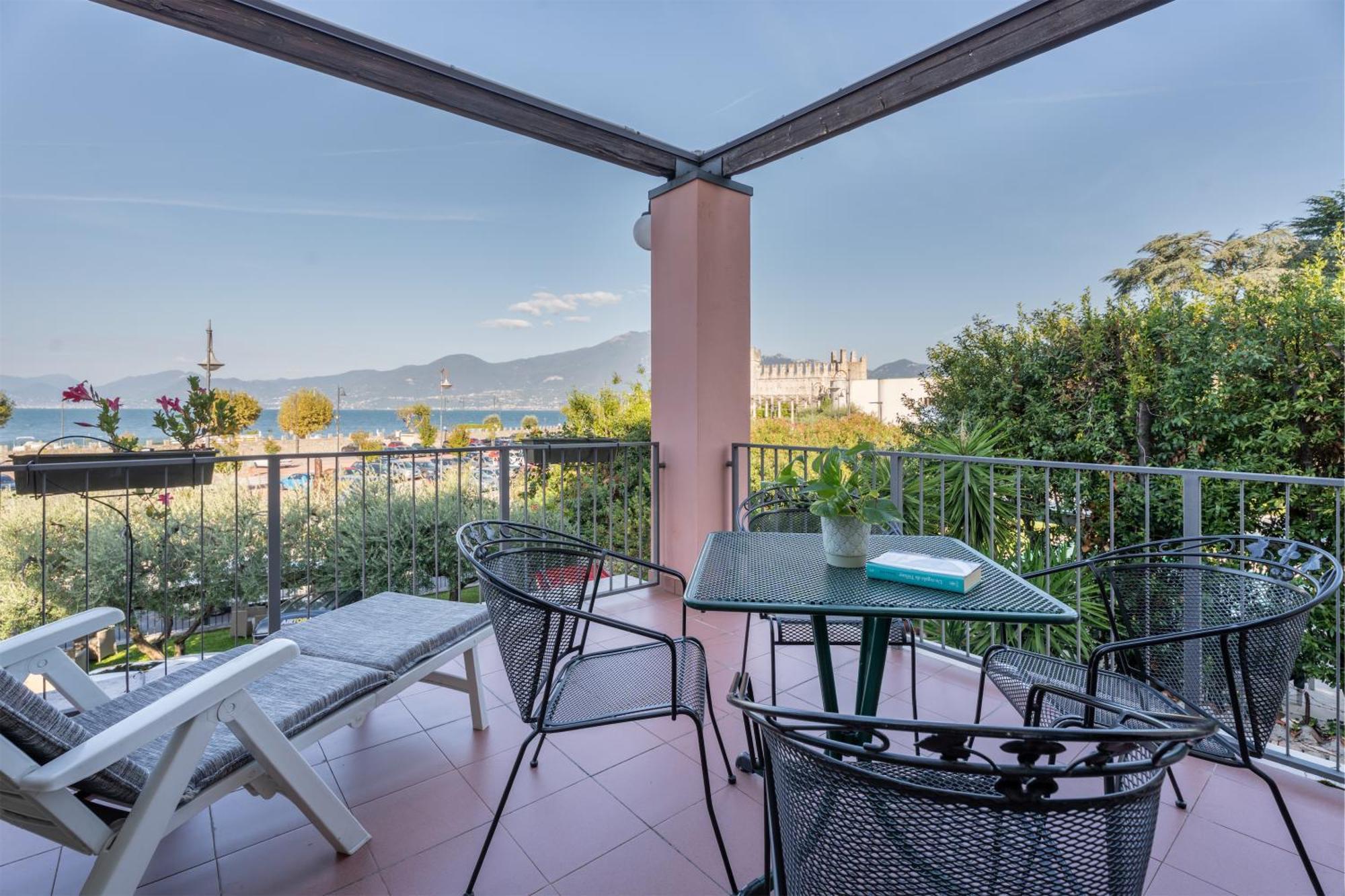 Double or Twin Room Terrace