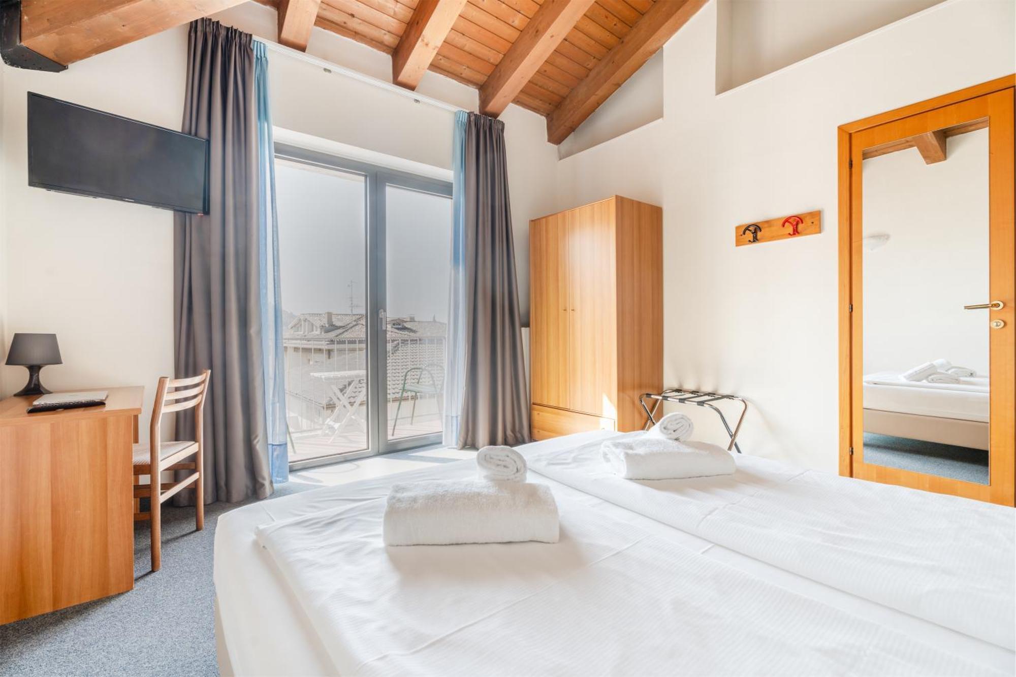 Double or Twin Room Balcony
