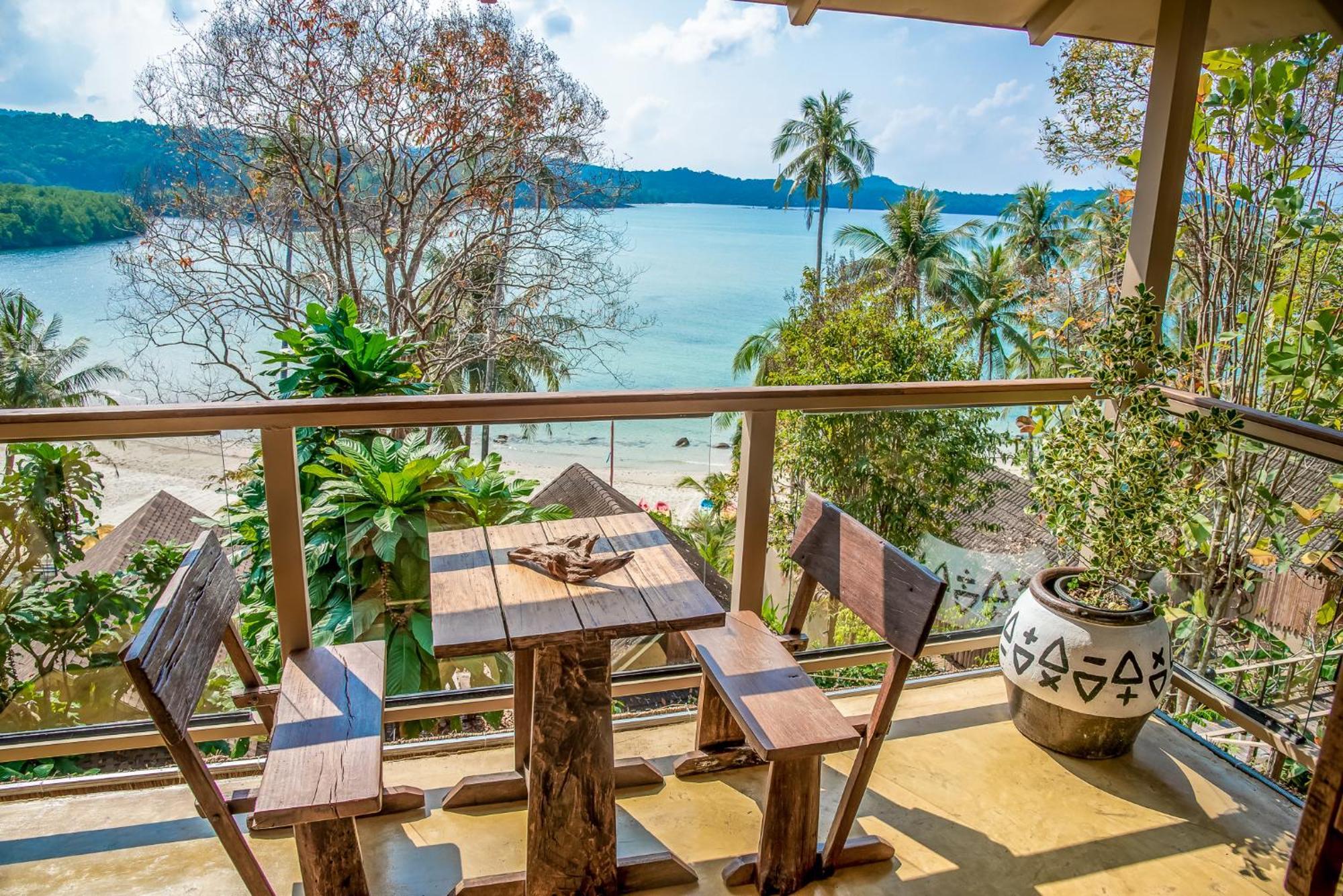Deluxe Seaview Villa