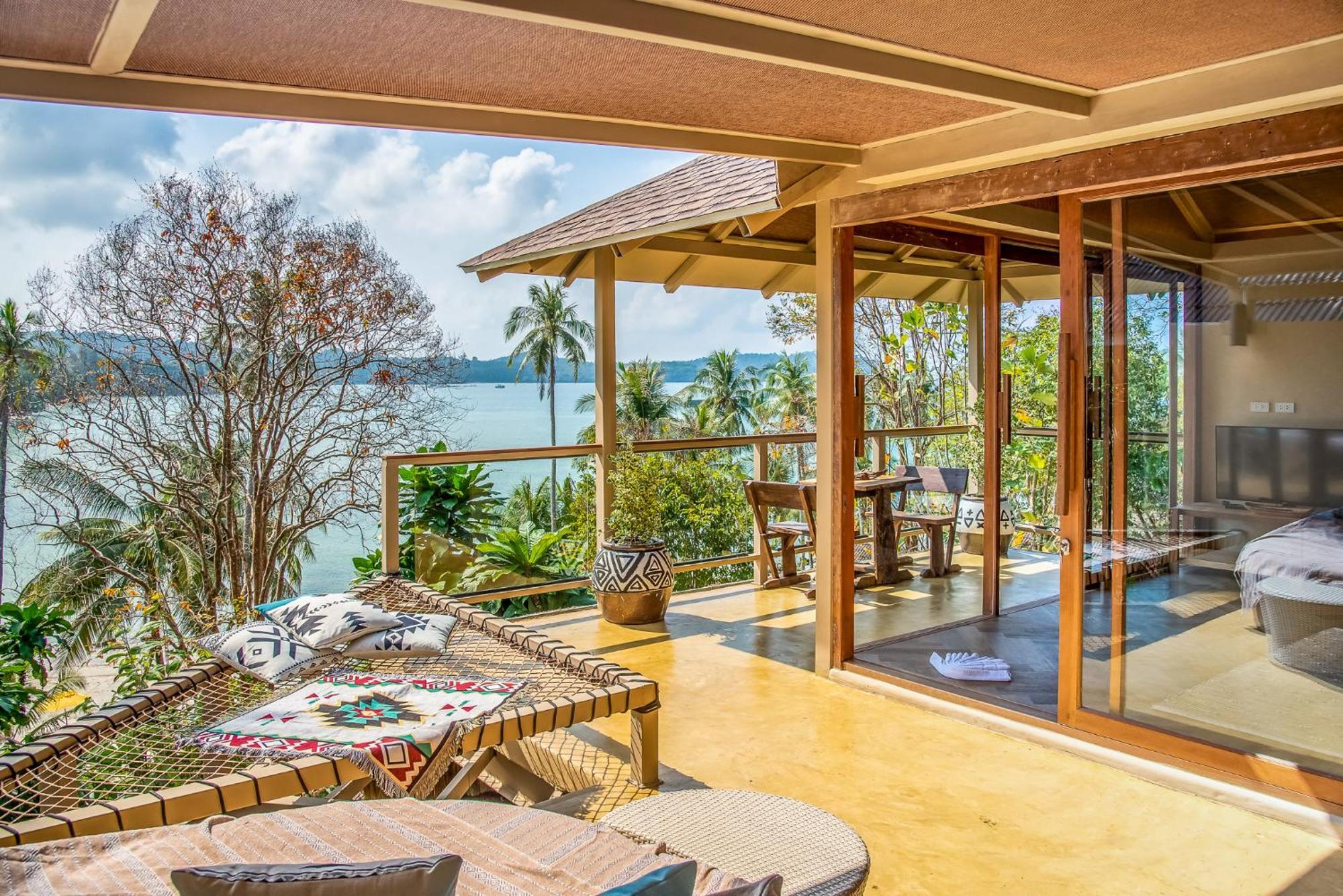 Deluxe Seaview Villa