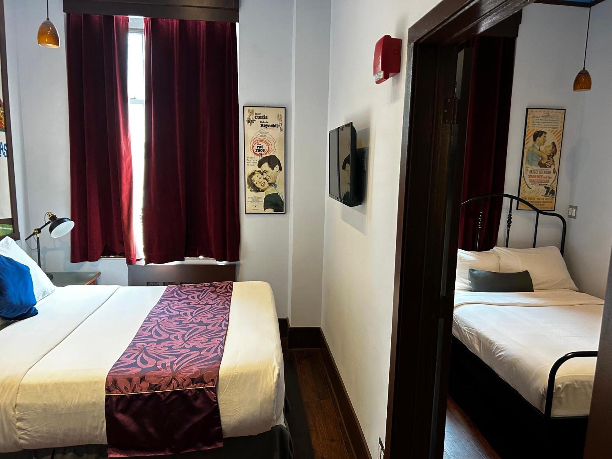 Deluxe Quadruple Room