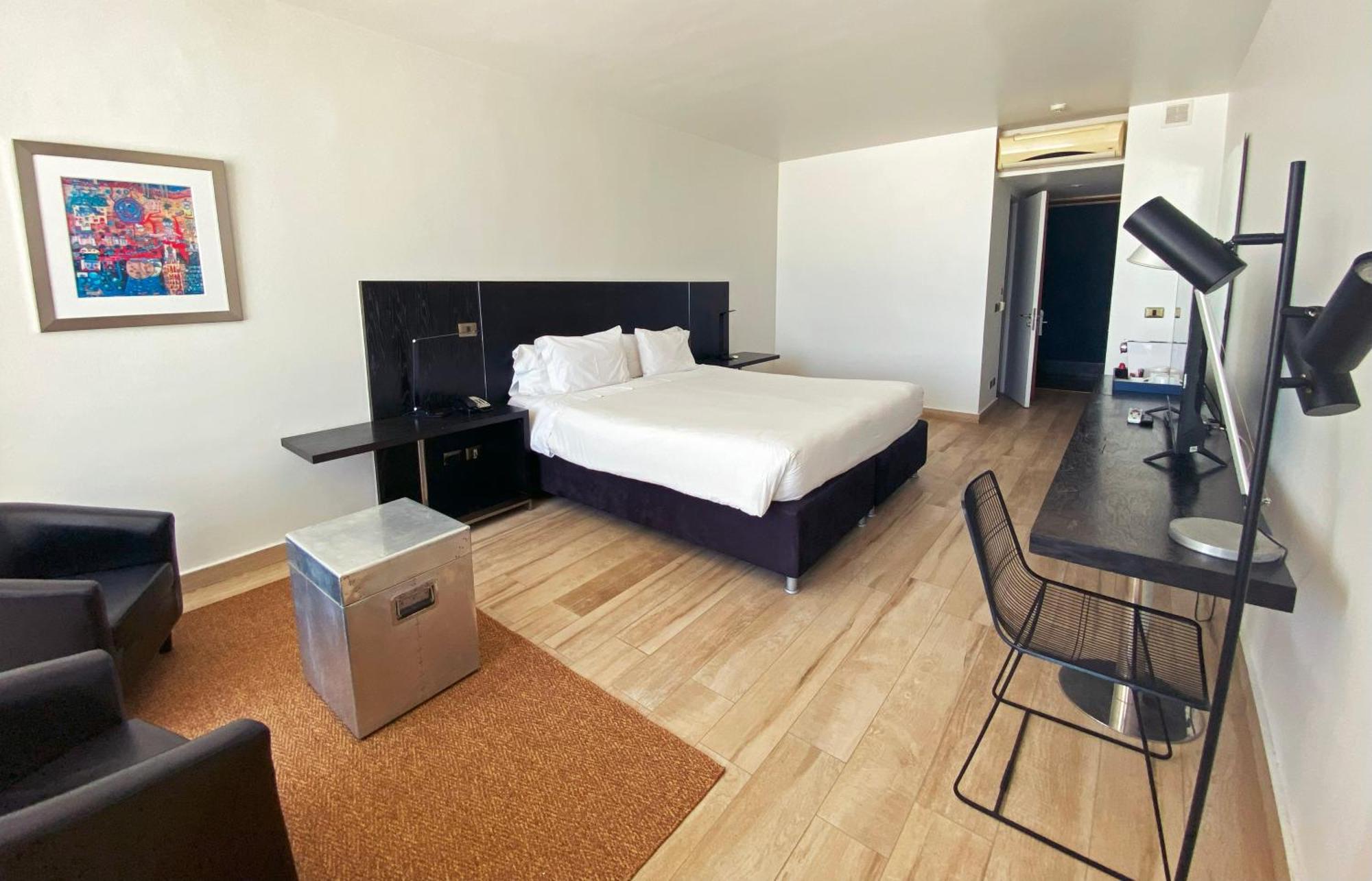 King Room Ocean View Non-Smoking