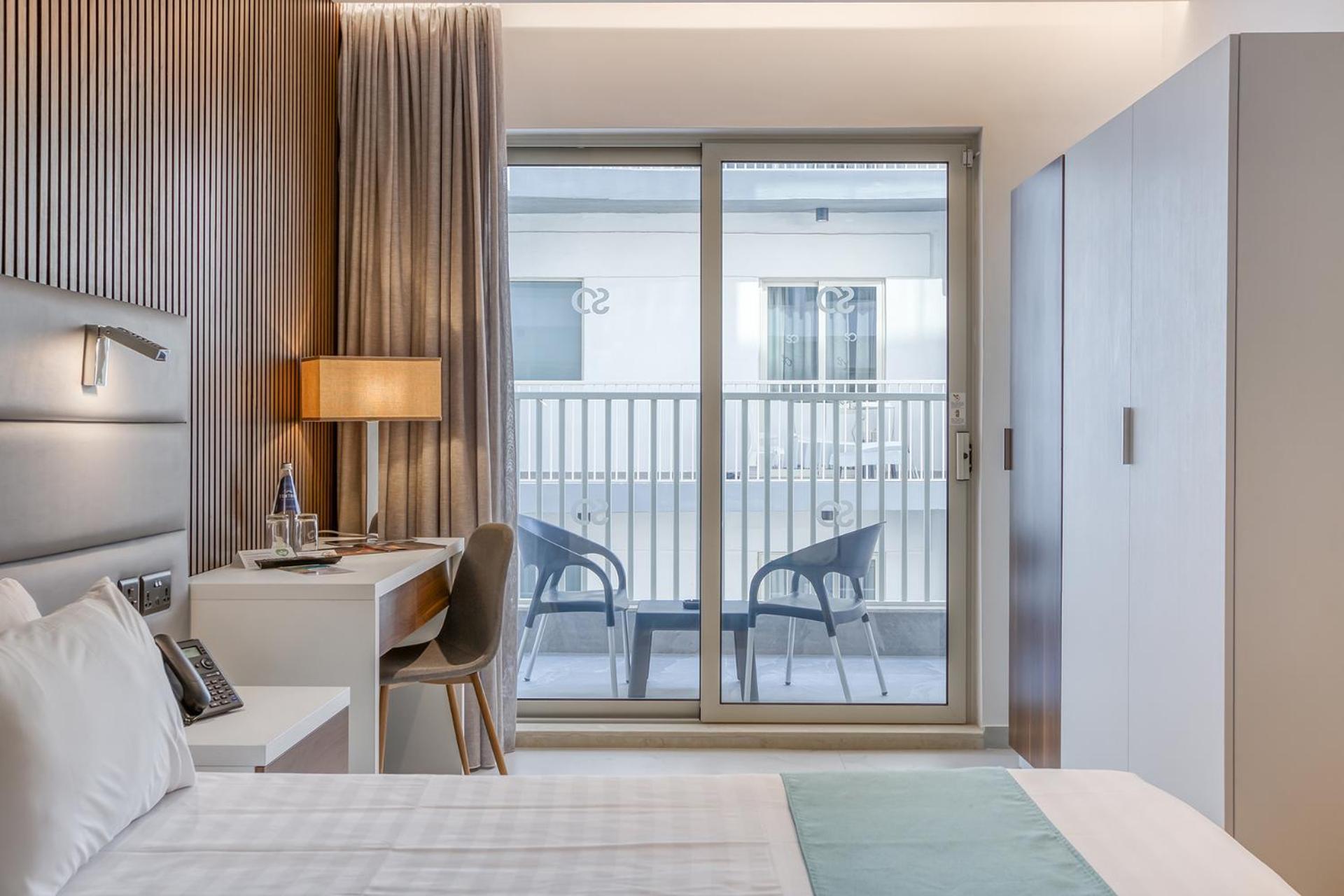 Standard Twin Room Balcony