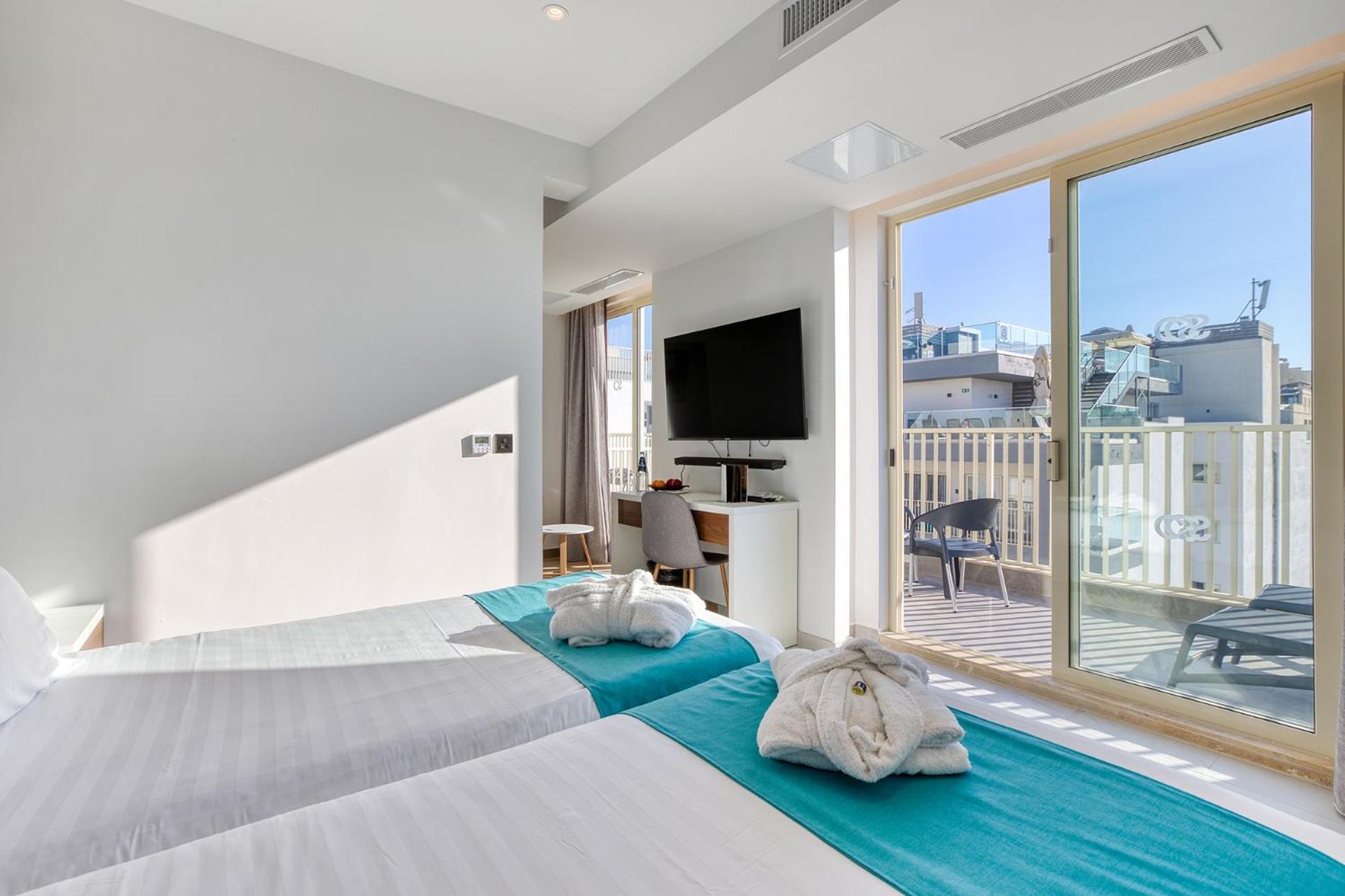 Deluxe Suite