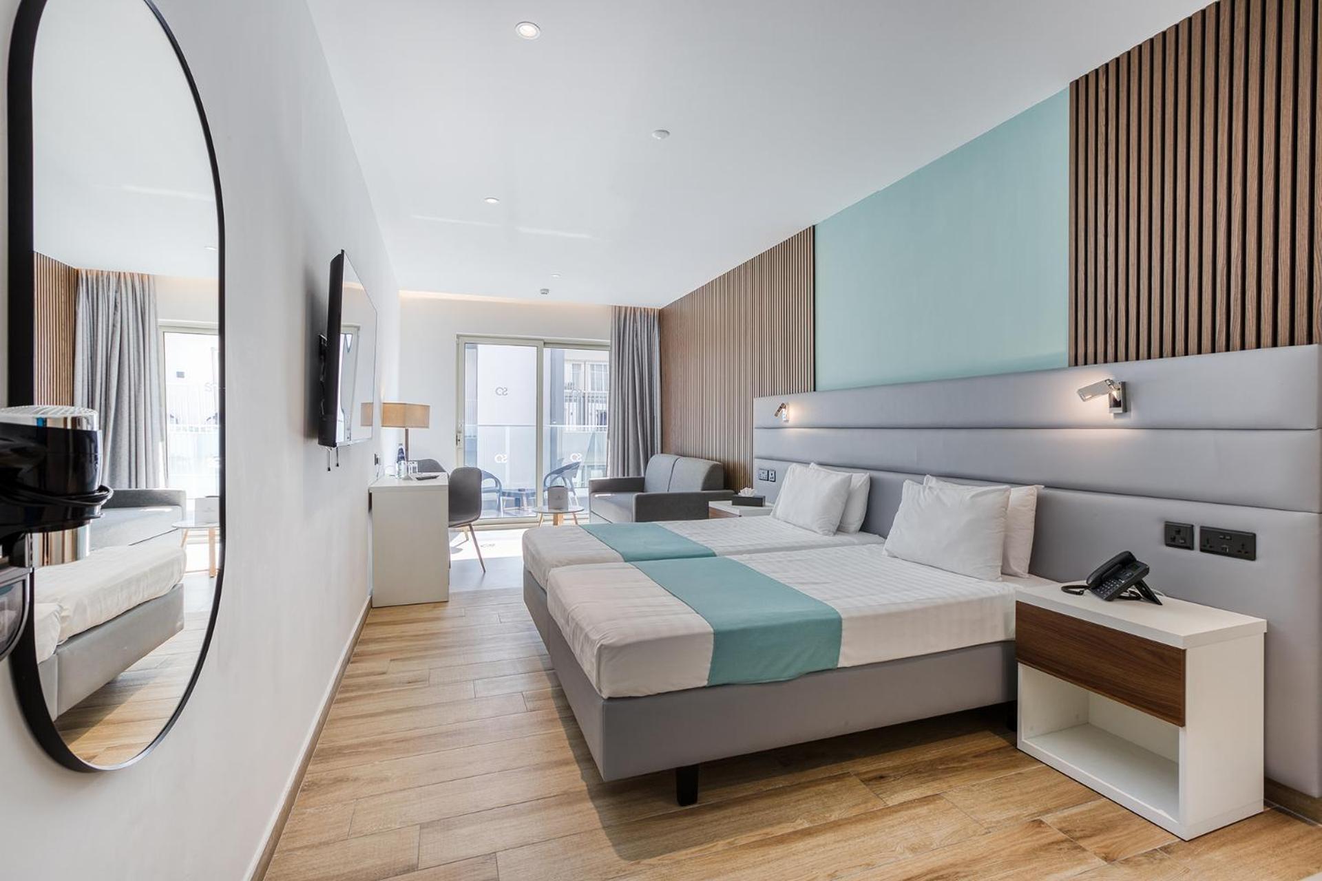 Superior Twin Room