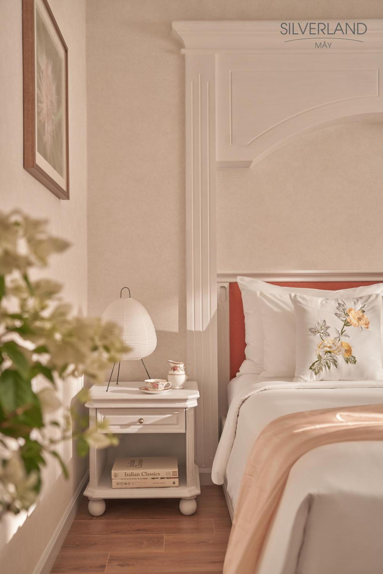 Cassia Double or Twin (Afternoon tea)