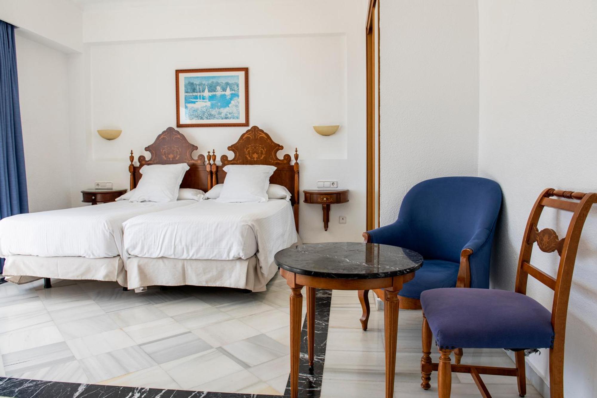 Double Room Lateral Sea View