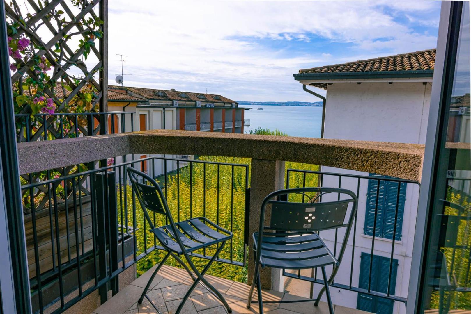 Comfort Double or Twin Room Balcony Partial Lake View