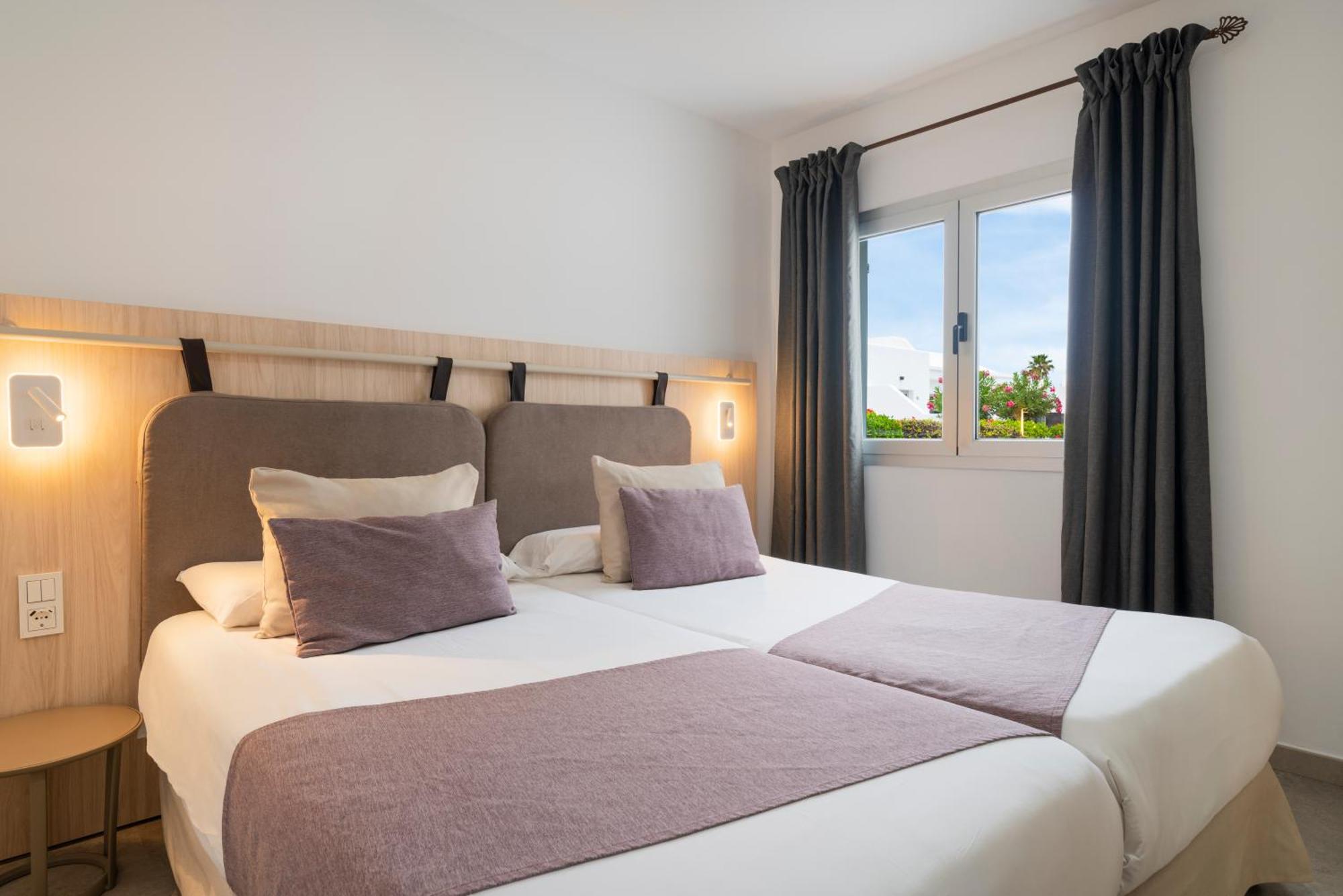 Superior One-Bedroom Apartment