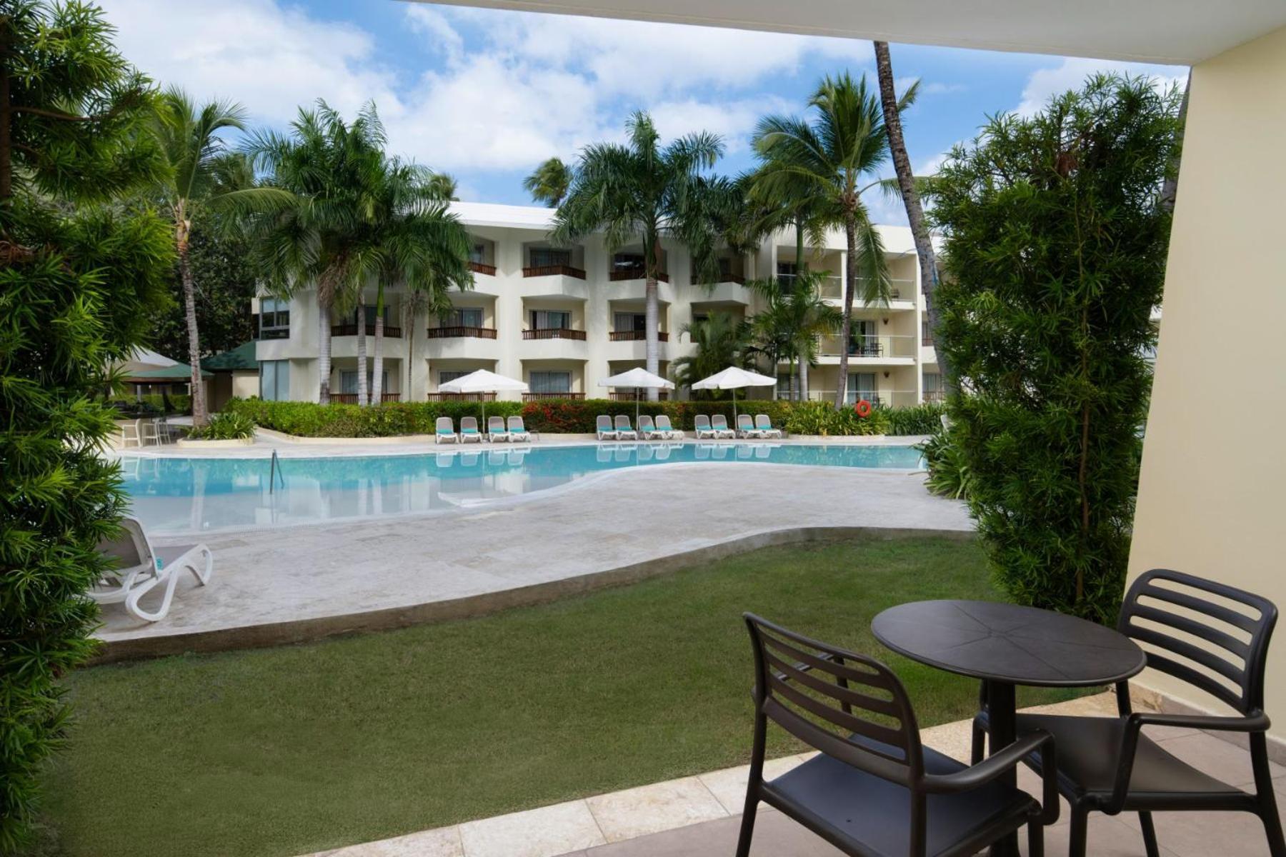 Suite Junior Premium - Vue sur Piscine