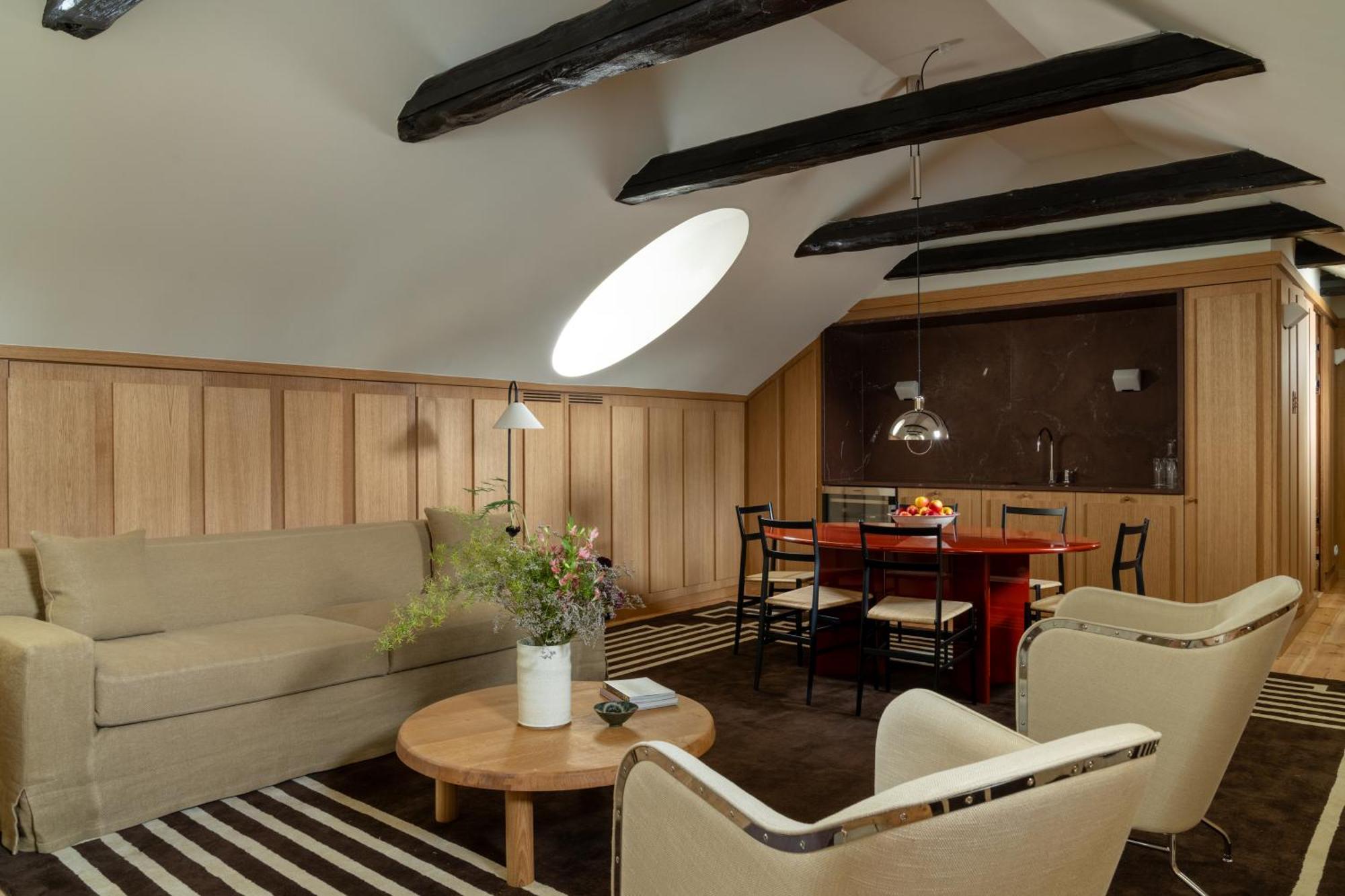 Penthouse Suite