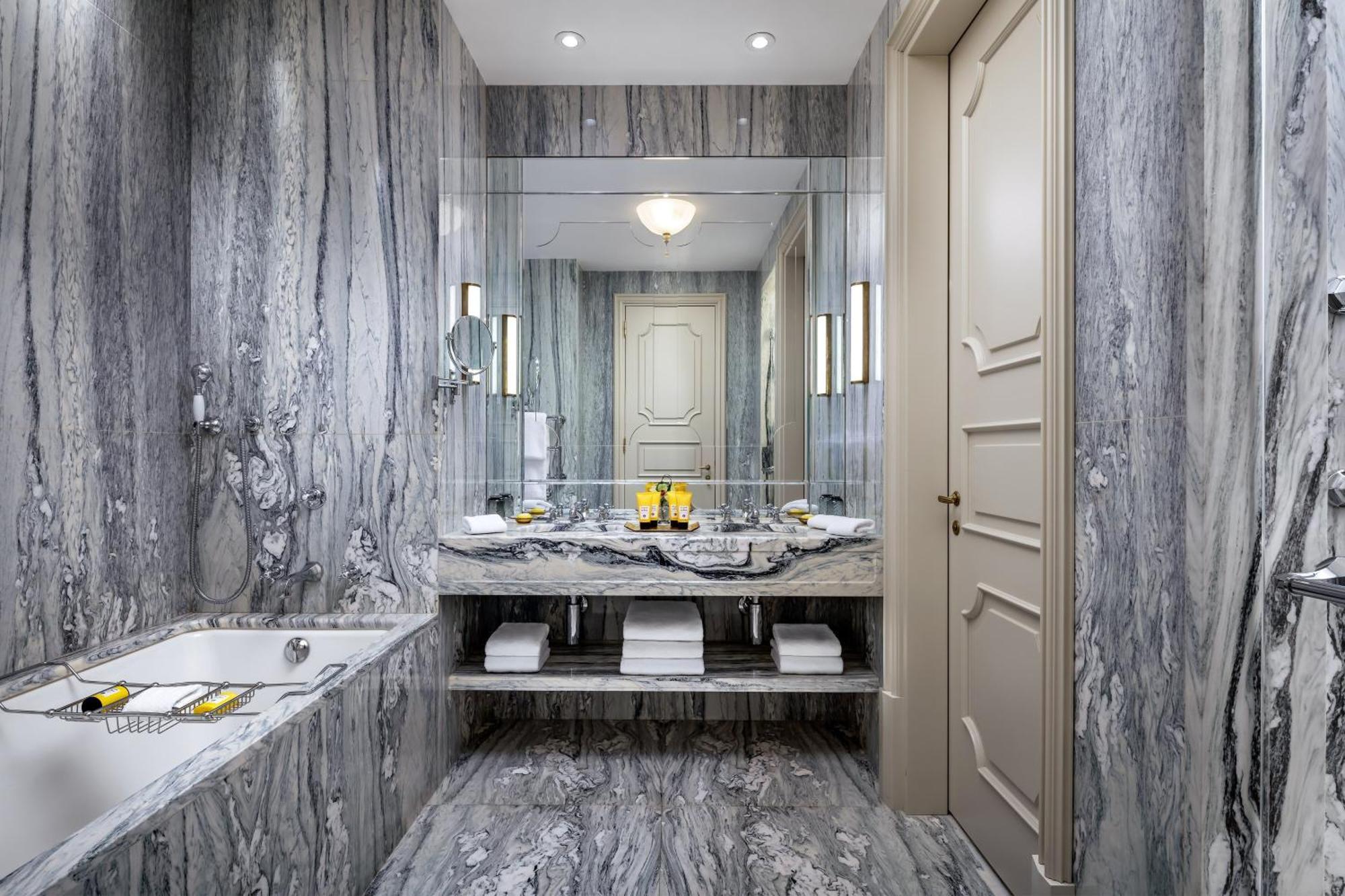 Heritage 1 Bedroom Suite 1 King SMaria DGiglio view