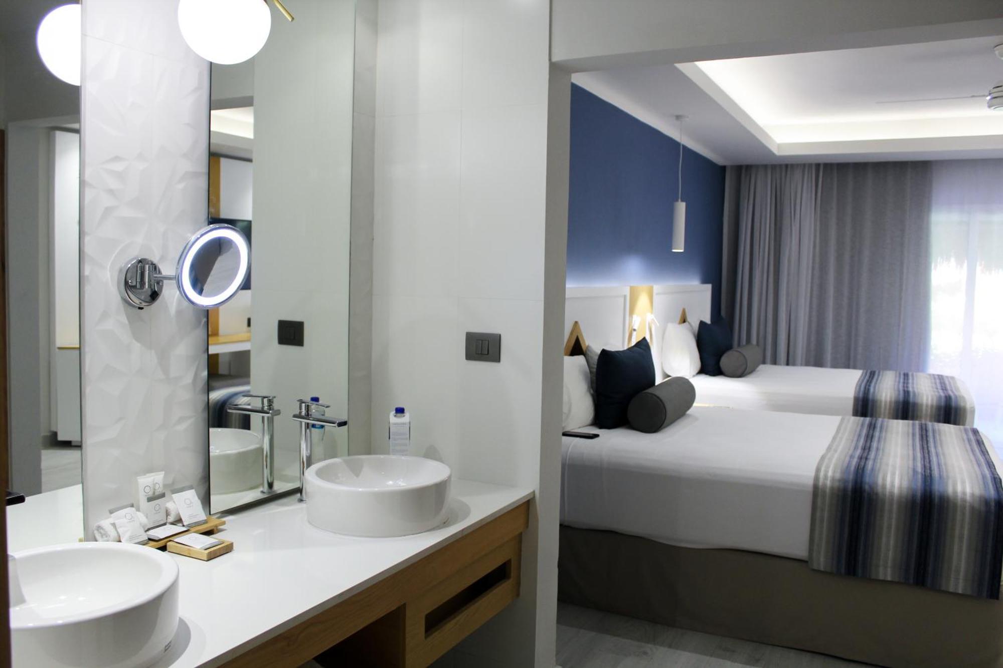 Premium Deluxe Room