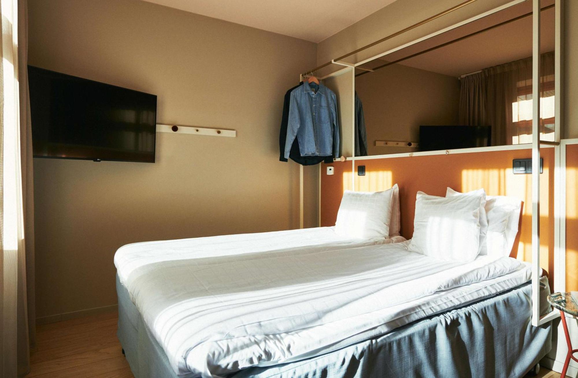 Queen Room Bunk Bed
