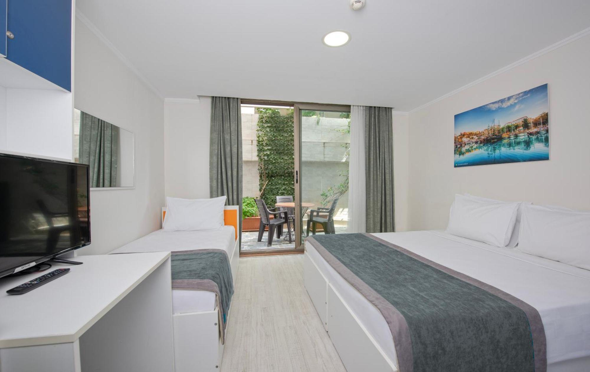 Economy Quadruple Room