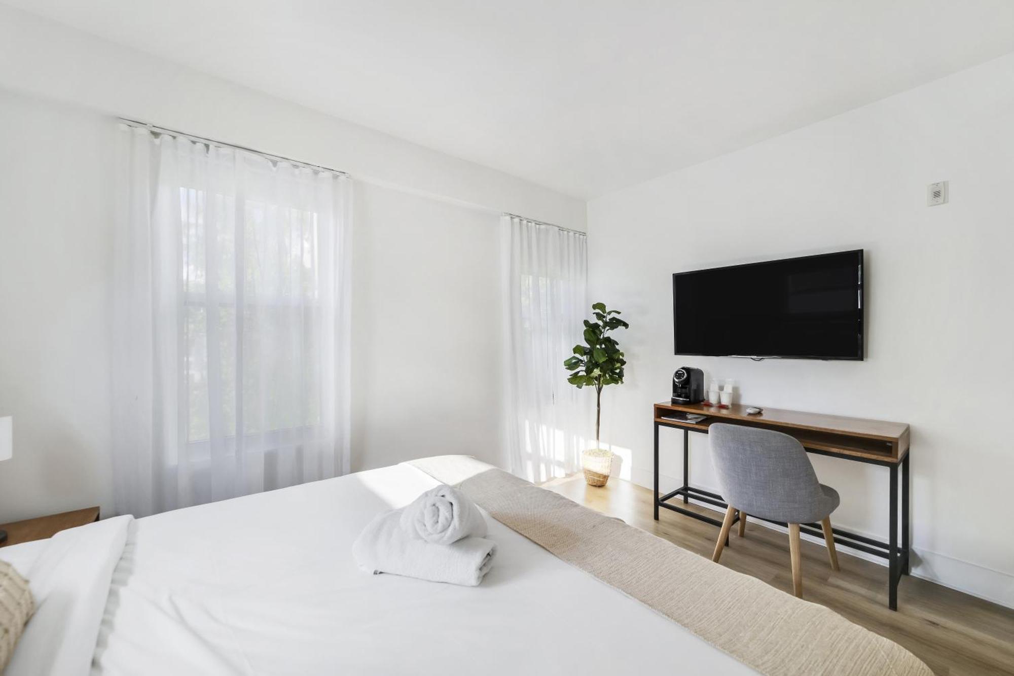 King Room (Self Check-in)