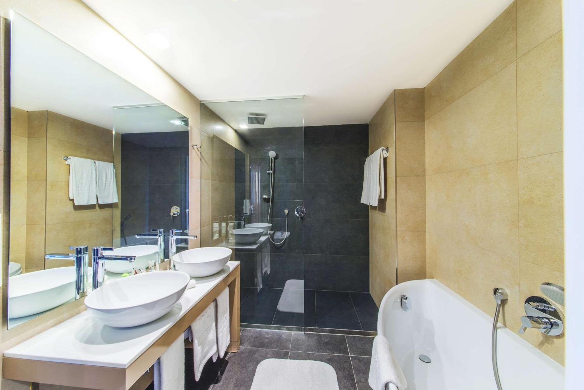 Standard Double or Twin Room Extra bed