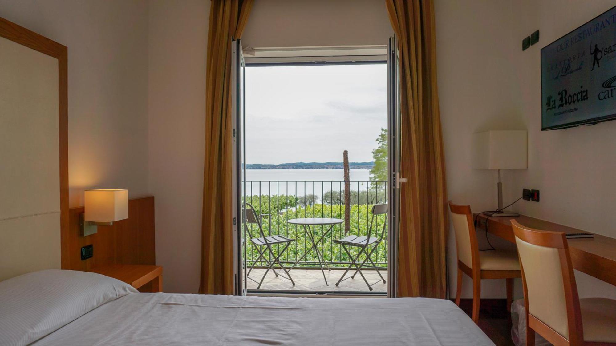Superior Double or Twin Room Balcony Lake View