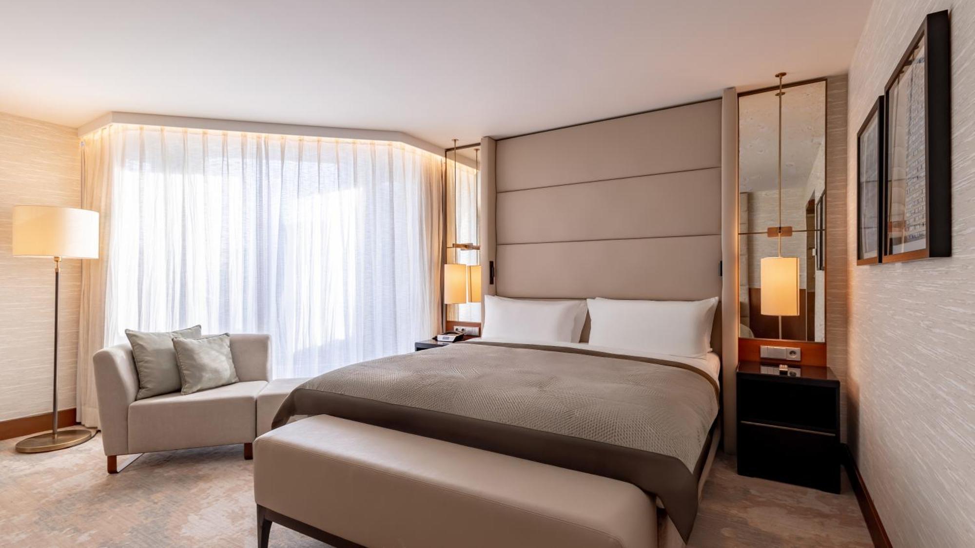 Premium King Room
