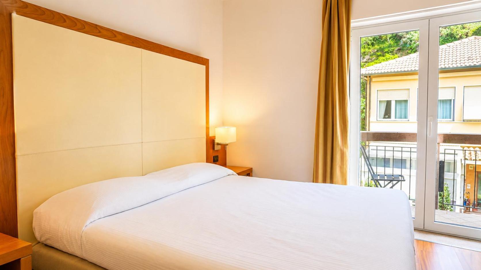 Standard Double or Twin Room Balcony City View