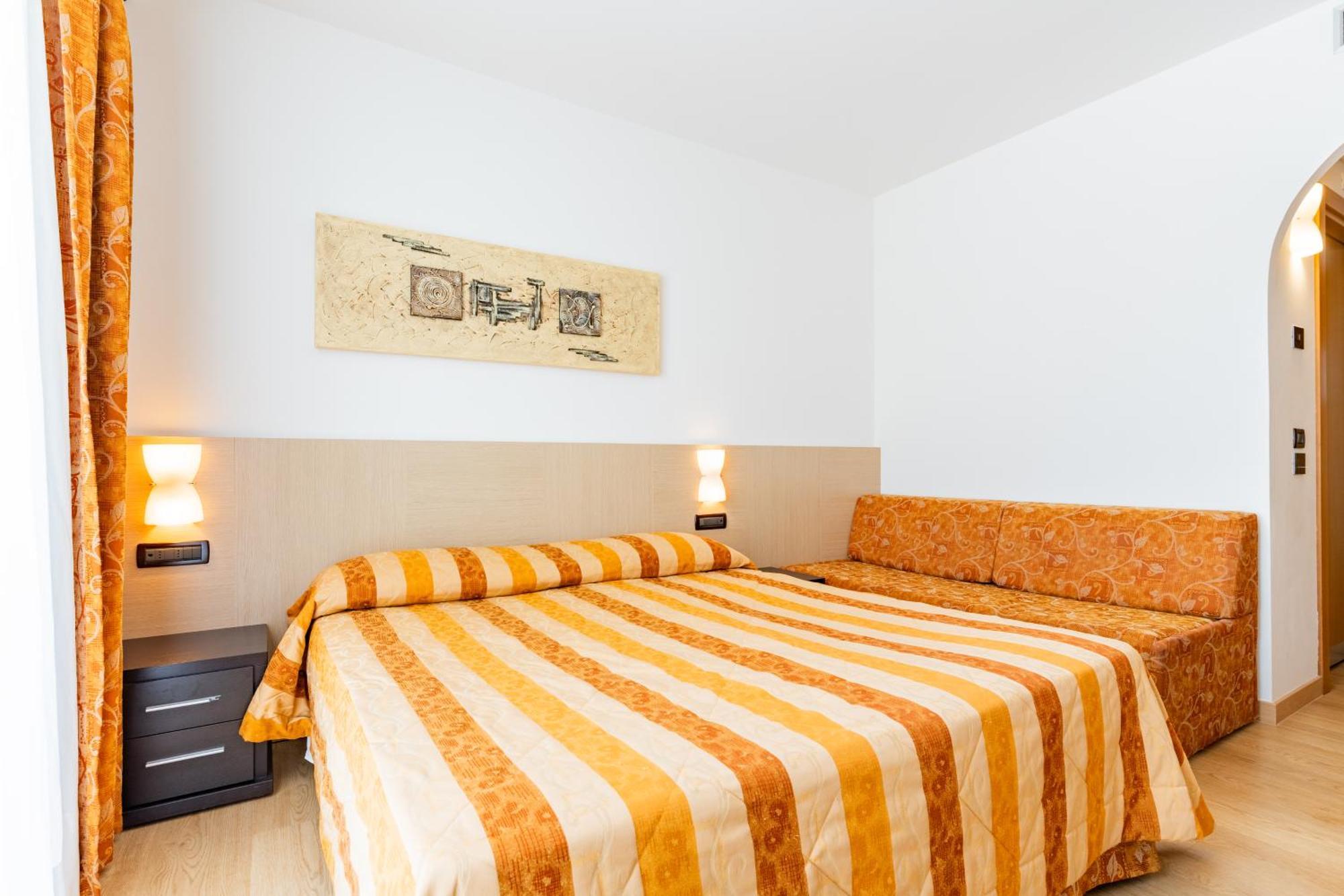 Quarto Duplo