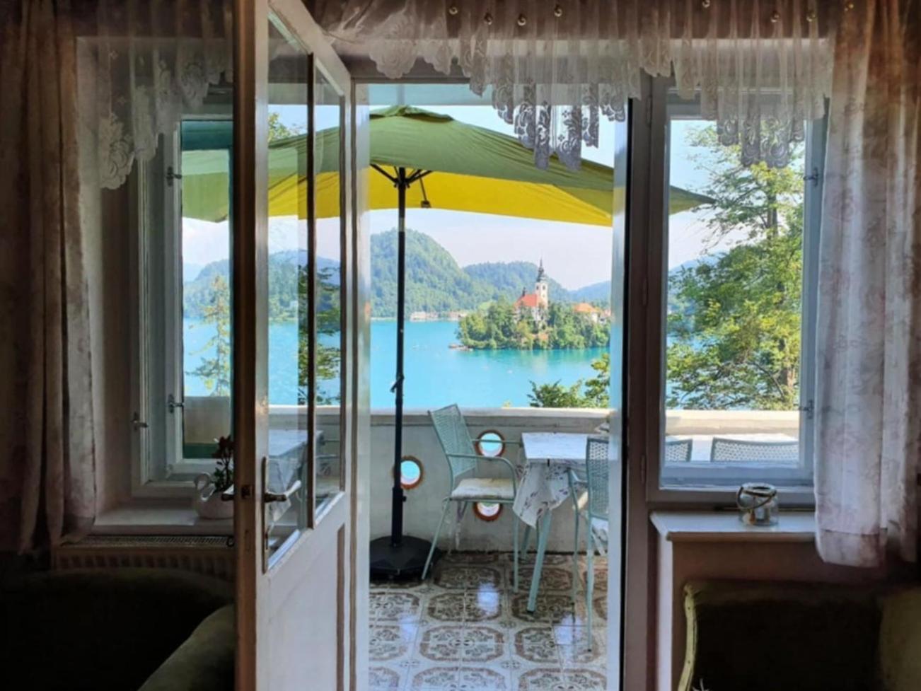 Villa Beach Front