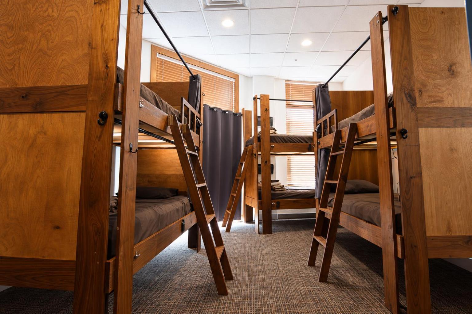 Bed 6-Bed Mixed Dormitory Room