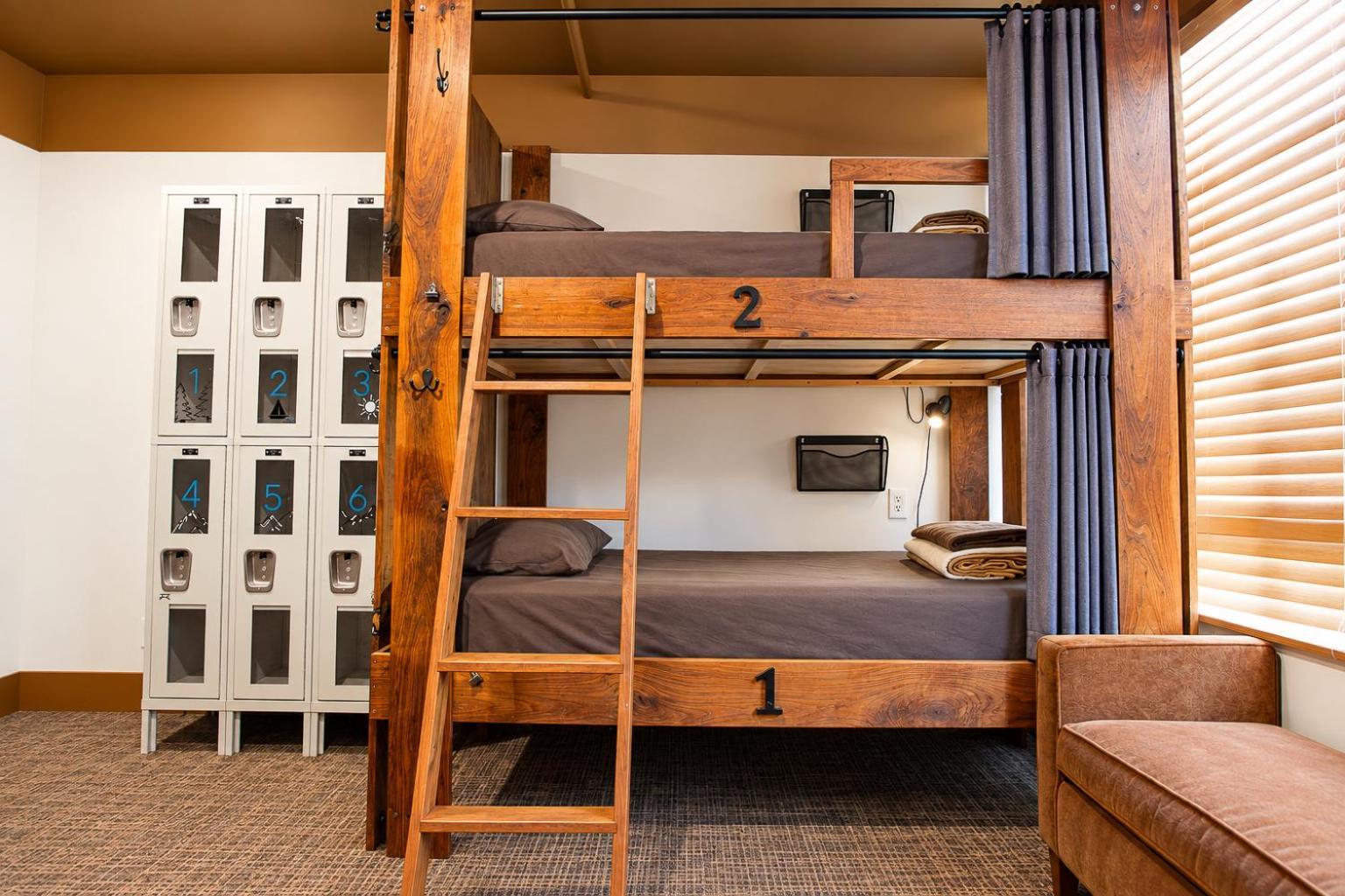 Bed 6-Bed Mixed Dormitory Room